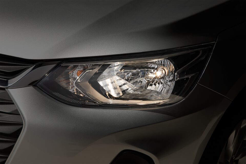 Chevrolet Onix Plus Accesorios Confort - 