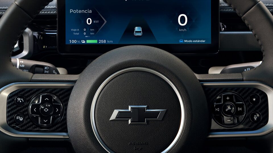 Volante con control digital del Chevrolet Spark EUV, tecnología y conectividad a tu alcance