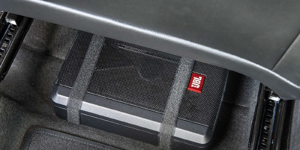Chevrolet Montana Accesorios Tecnología Sonido premium JBL