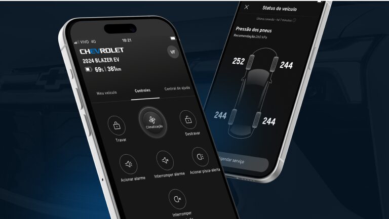 Dois smartphones exibindo a interface do aplicativo myChevrolet, com comandos remotos para travar, destravar e acionar funções do veículo.