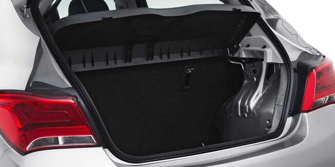 Chevrolet Joy Hatchback - Baul de tu Auto Compacto