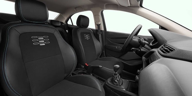 Vista lateral de los asientos del Chevrolet Joy Hatch Back