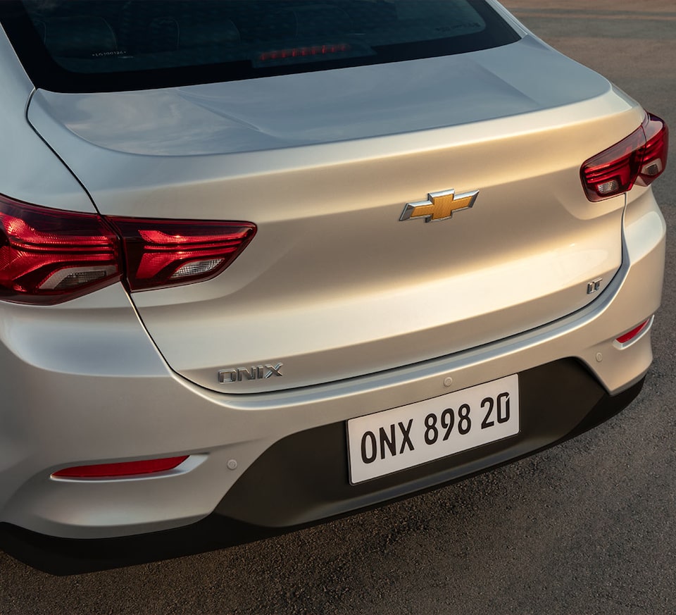Chevrolet Onix Turbo Accesorios Tecnologia - Sensor de tu Carro Familiar 