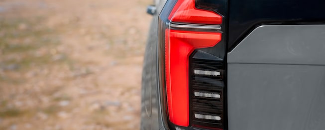 Chevrolet Tahoe  2025 - Detalles de las luces traseras