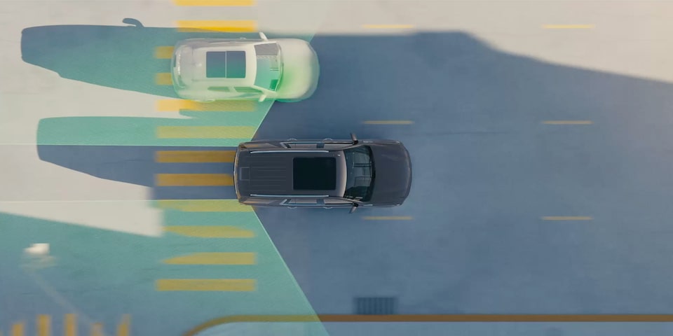 Chevrolet Tahoe 2025 equipada con alerta de punto ciego para mayor seguridad y prevención de colisiones
