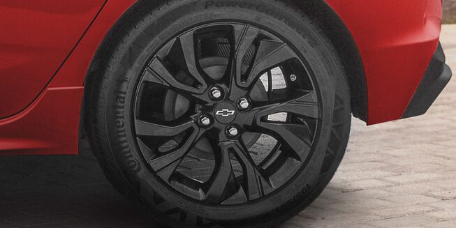 Chevrolet Onix RS - Llantas de tu Carro Deportivo