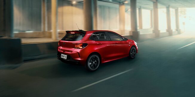 Chevrolet Onix RS - Luces Traseras de tu Carro Deportivo