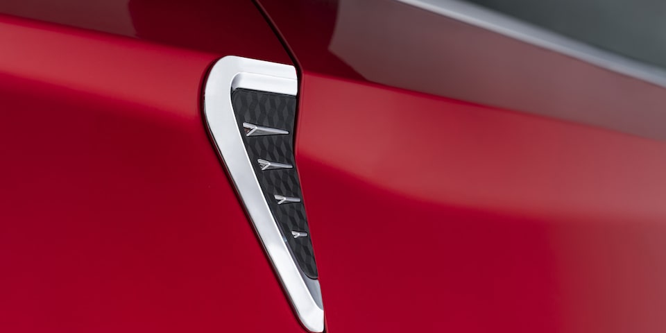 Accesorio Chevrolet Captiva XL - Moldura lateral cromada