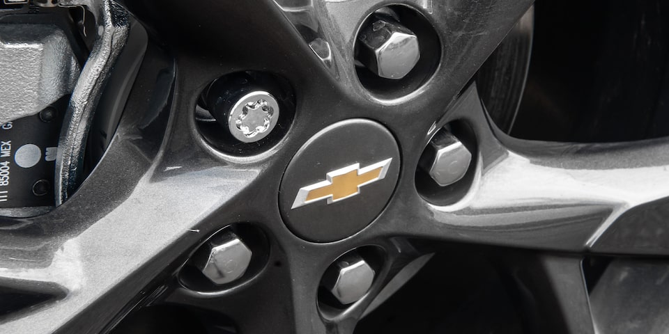 Chevrolet Spin - Accesorio tuercas seguridad
