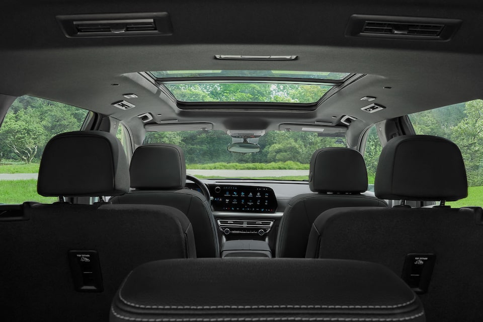 Chevrolet Traverse - Panorámica interior desde atrás
