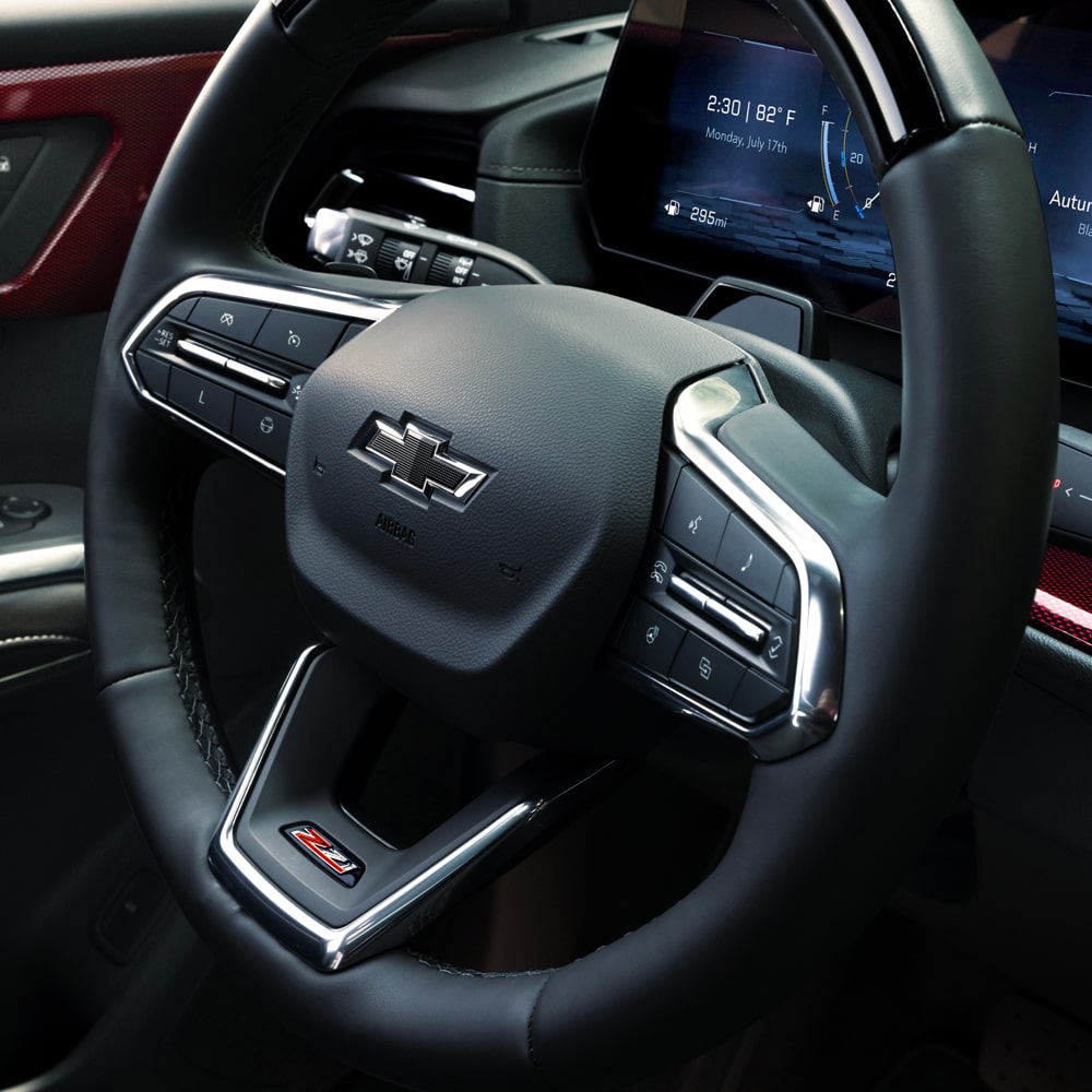Vista en detalle del volante de la Chevrolet Traverse Z71.
