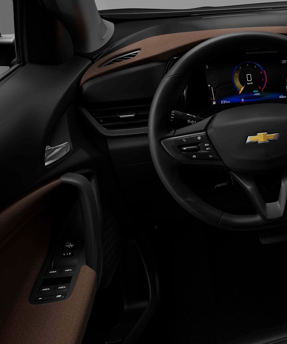 Volante y cluster digital color Café de la Chevrolet Tracker.