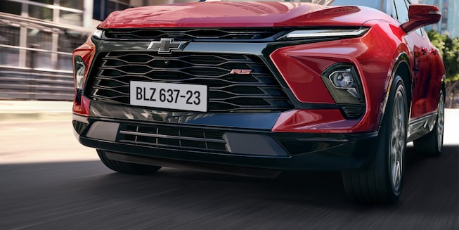 Detalles parrilla de la camioneta Chevrolet Blazer RS