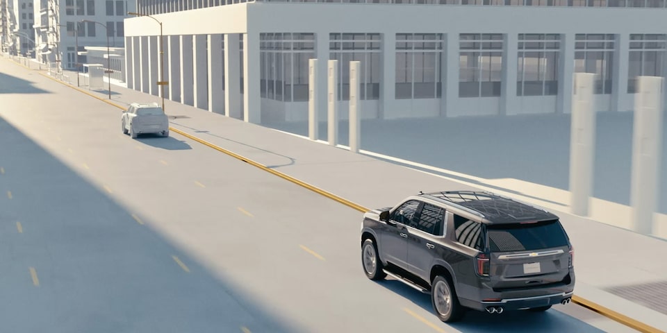 Chevrolet Tahoe 2025 equipada con indicador de distancia para mantener una conducción segura