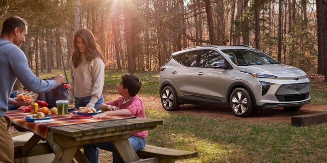 El nuevo Chevrolet Bolt EV brinda la capacidad necesaria para disfrutar de vacaciones en familia