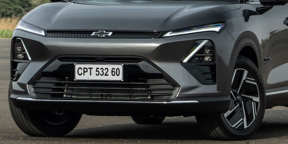 Vista en detalle de la parrilla frontal de la Nueva Chevrolet Captiva EV.