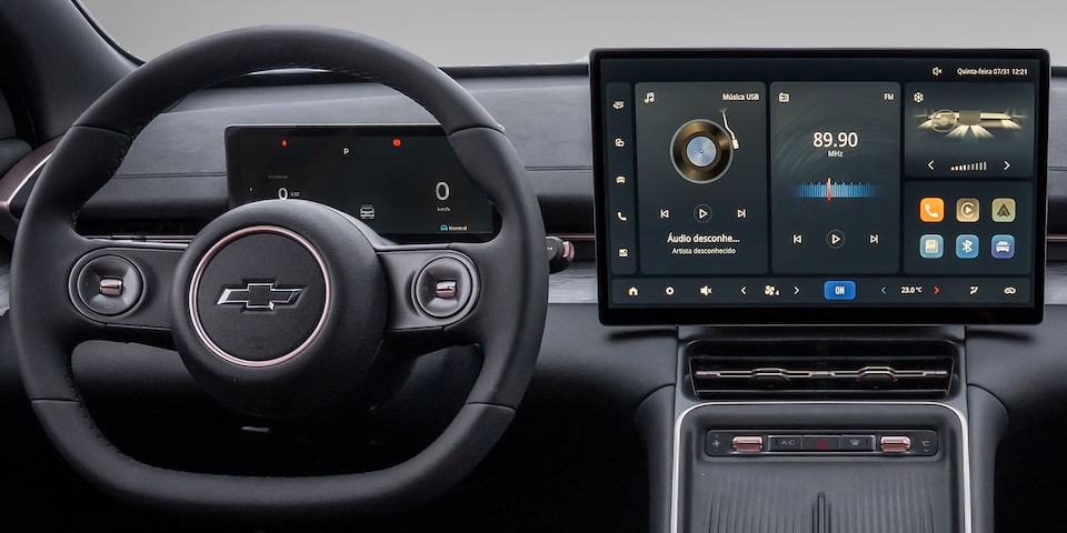 Vista completa del tablero digital de la Nueva Chevrolet Captiva EV.