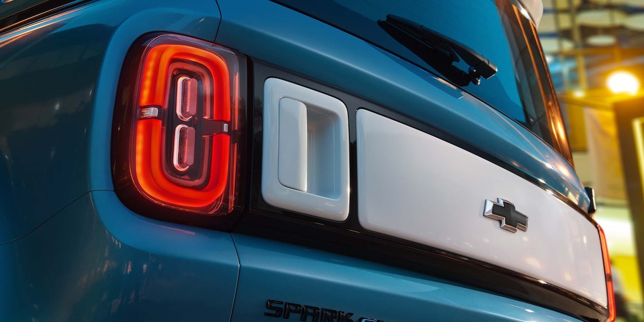 Faros traseros del Chevrolet Spark EUV.