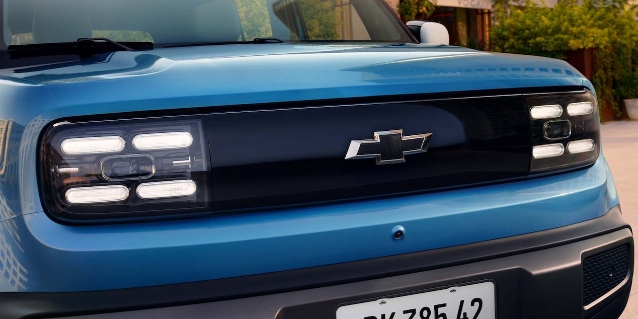 Frontal del Chevrolet Spark EUV, destacando parrilla y faros LED.