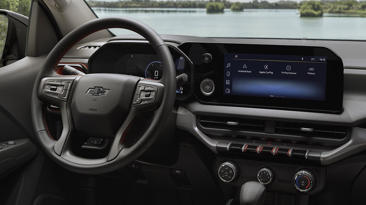 Vista completa del nuevo panel de instrumentos digital de la Chevrolet Colorado.