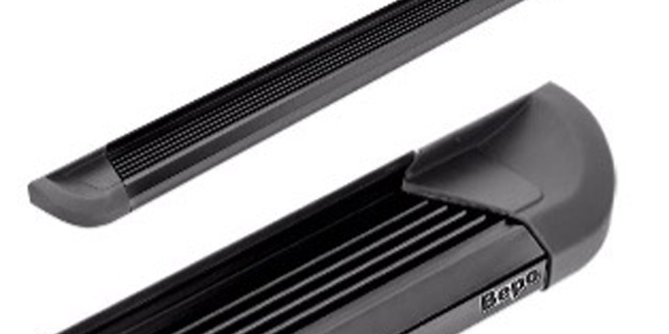 Pickup Chevrolet Colorado - Accesorio estribos de aluminio negro moldeados