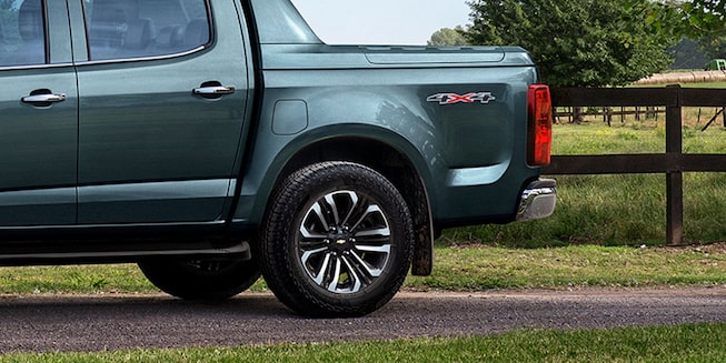 Vista llanta trasera pick up Chevrolet Colorado