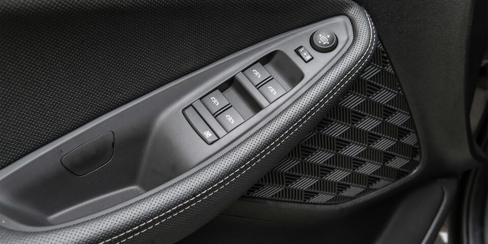 Chevrolet Montana - Revestimiento premium