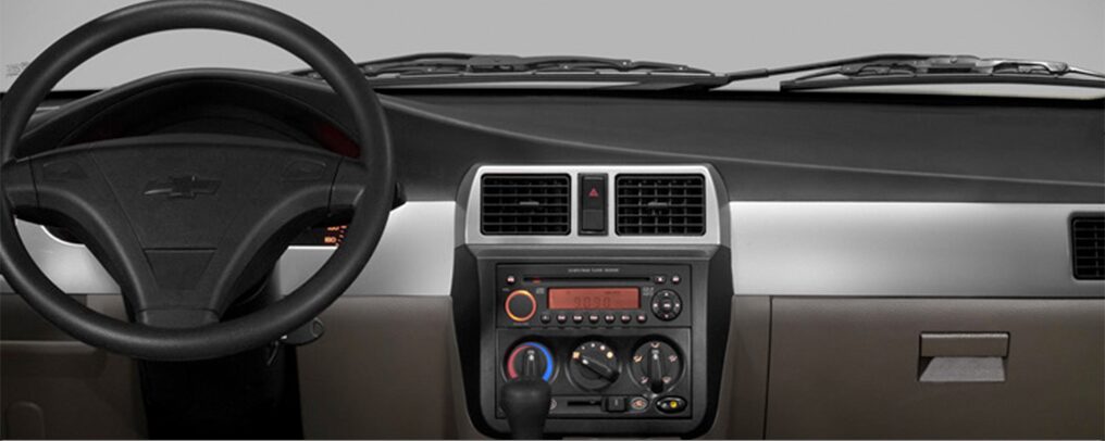Chevrolet N300 - Tecnologia de tu van de pasajeros