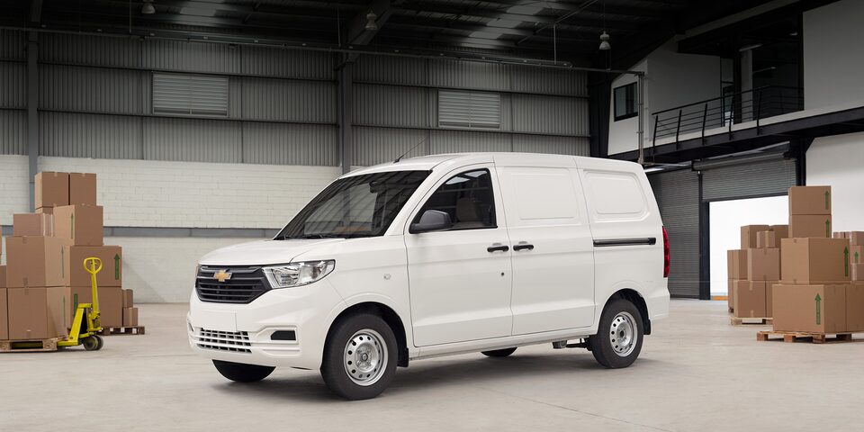 La van Chevrolet N400 Cargo es espaciosa y potente para el trabajo diario