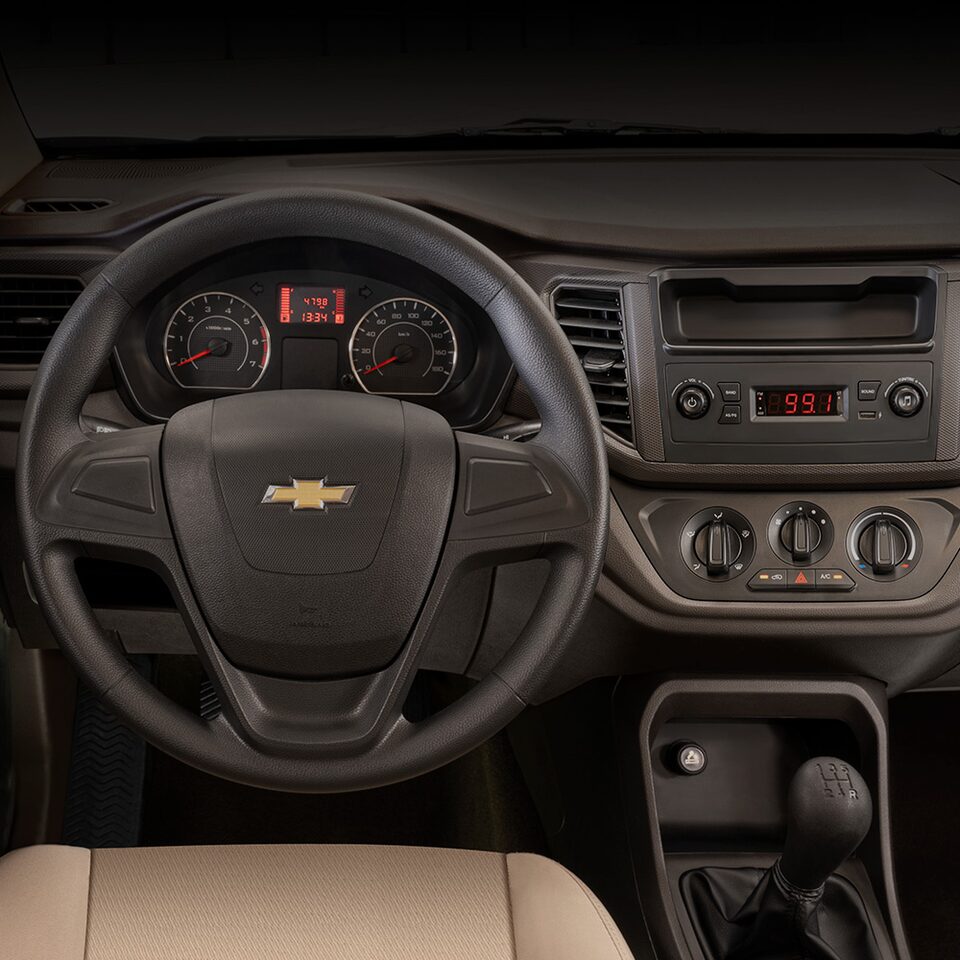 La van Chevrolet N400 Cargo está diseñada pensando en el confort para quien trabaja