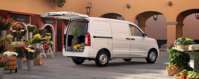 La van Chevrolet N400 tiene gran capacidad de carga