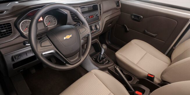 Descubre la comodidad de los asientos de la Chevrolet N400 Cargo