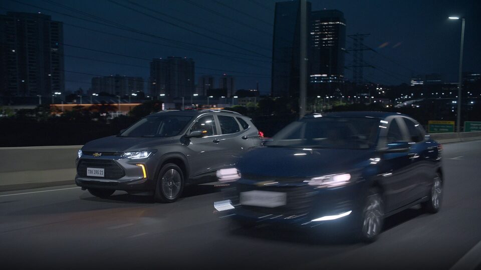 Chevrolet Tracker Turbo - Alerta de punto ciego