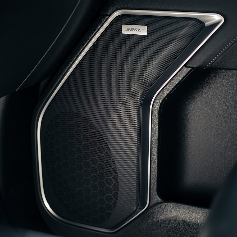 Primer plano del sistema de audio Bose.