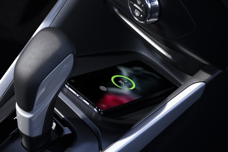 Chevrolet Montana - Cargador Wireless
