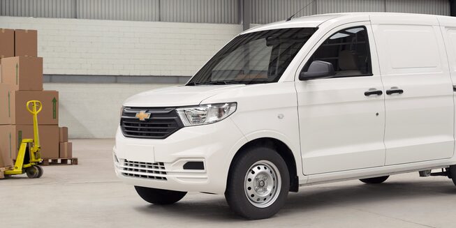 Van Chevrolet N400 cargo - Vista frente