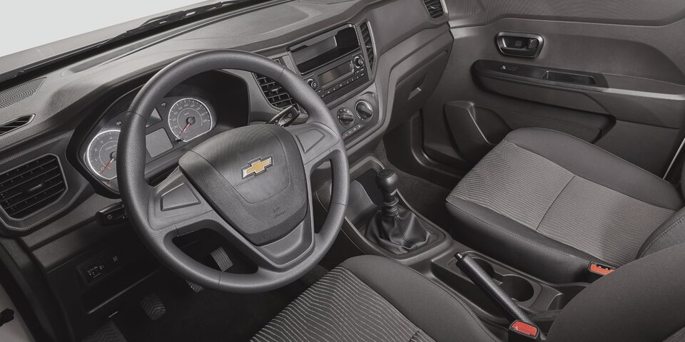 Chevrolet N400 Pasajeros ha sido diseñada para viajar cómodo y seguro